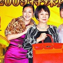 央视女子爆料婆婆视频,视频曝光引发热议 第2张 央视女子爆料婆婆视频,视频曝光引发热议 第2张